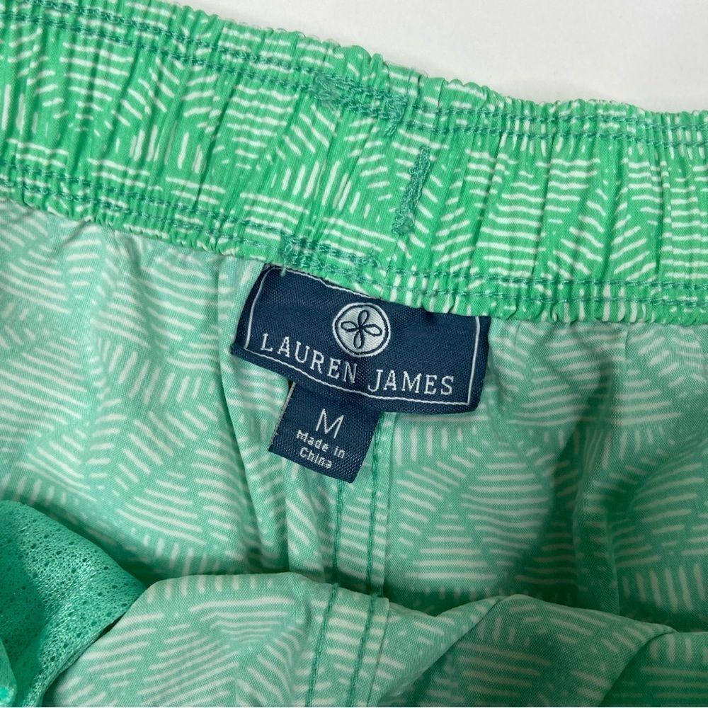Lauren James Women’s Mint Green Nylon Shorts Size Medium - Picture 4 of 4